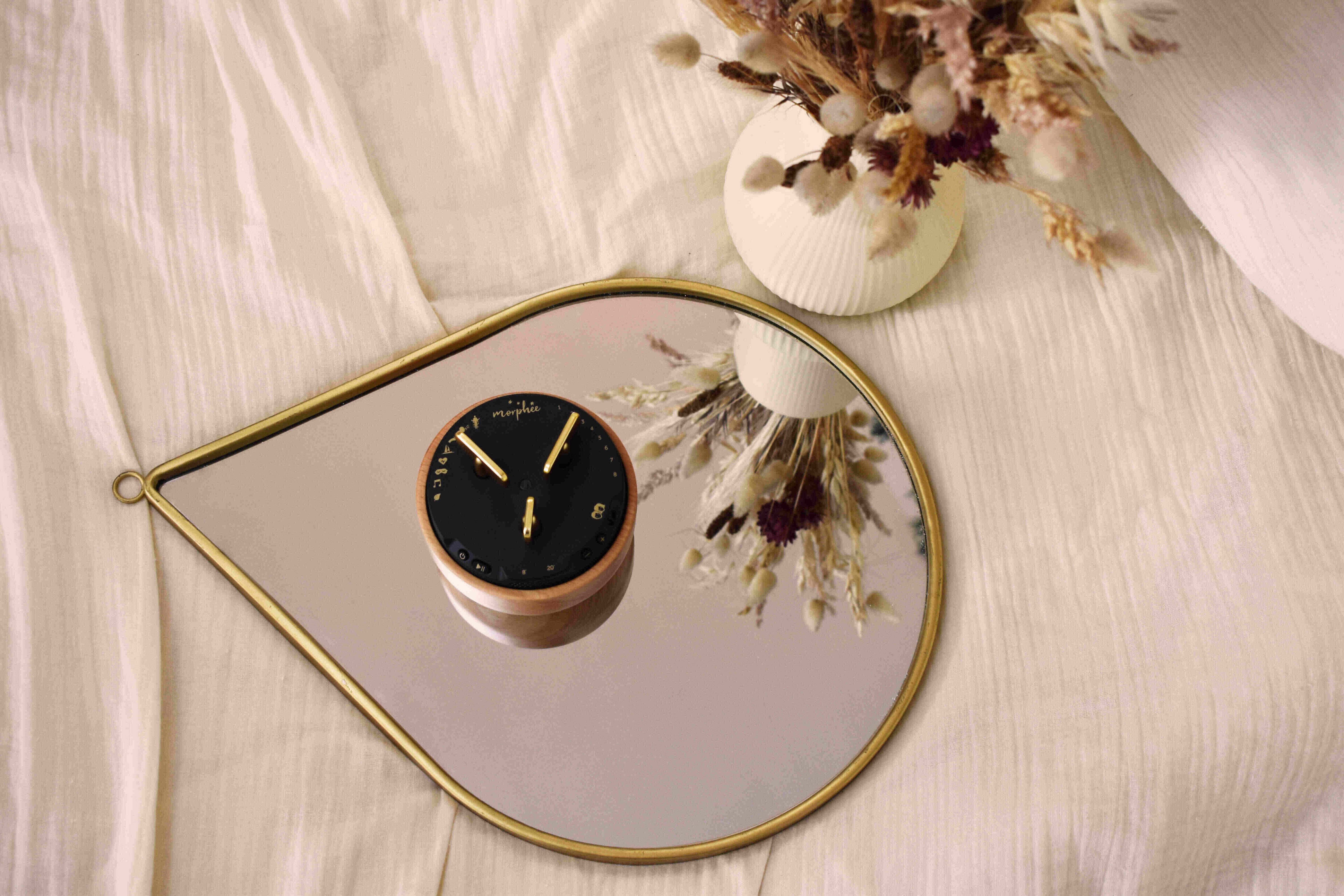 Dubai, UAE, Shopiva Morphée Adults Meditation and Sleep Aid Box – wooden meditation box for better sleep