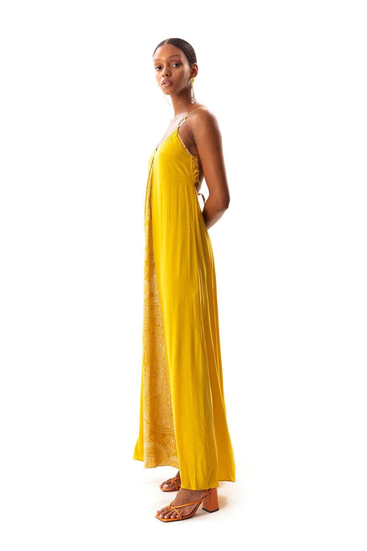 Johona V Neck Maxi Dress