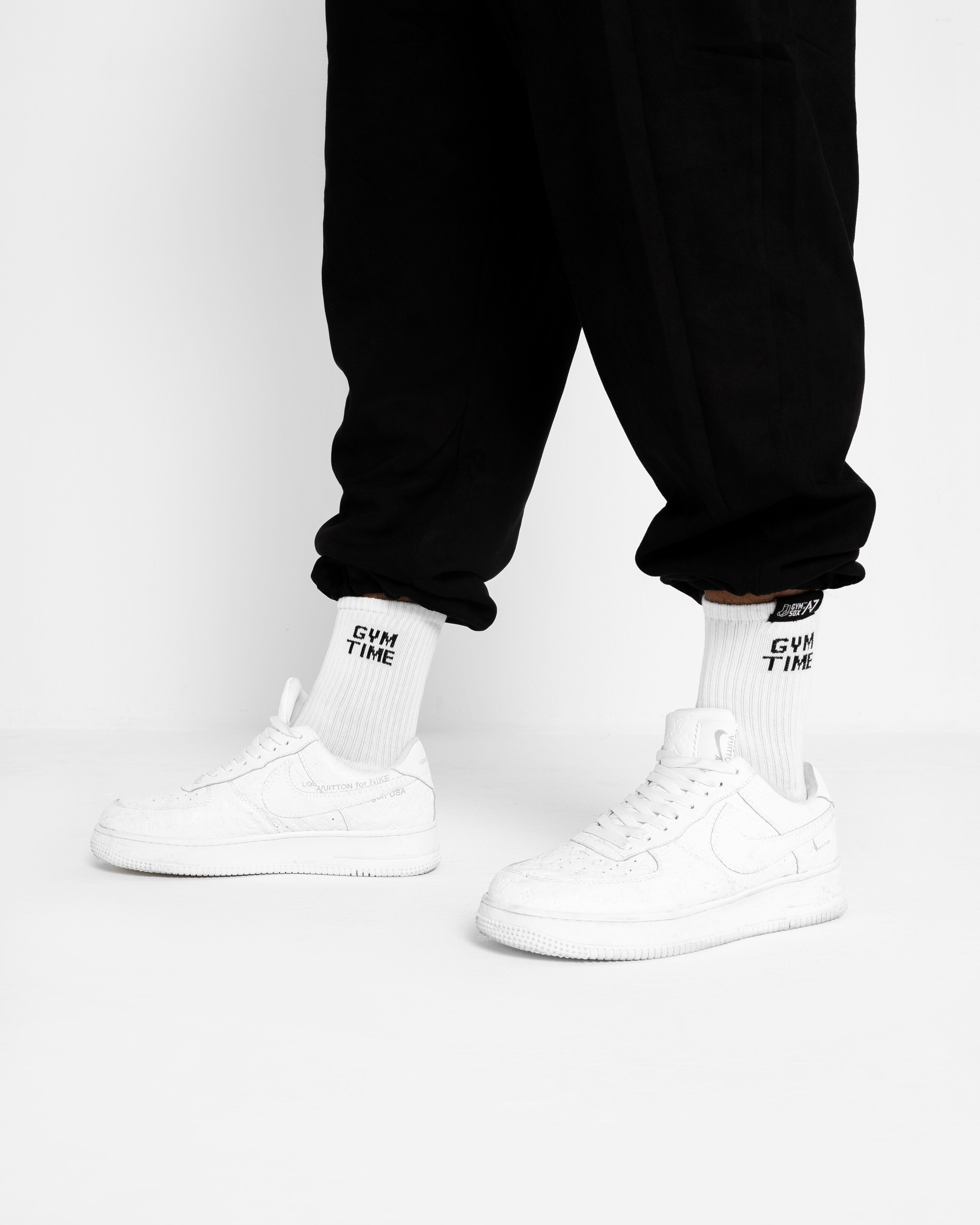 Dubai, UAE, Shopiva Gym Sox Gym Time Socks – unisex terry cotton training socks collaboration with Aziz Jalali