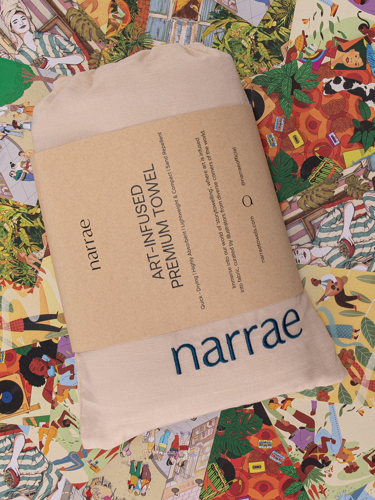 Dubai, UAE, Shopiva Narrae Beach Towel – premium towel with drawstring bag