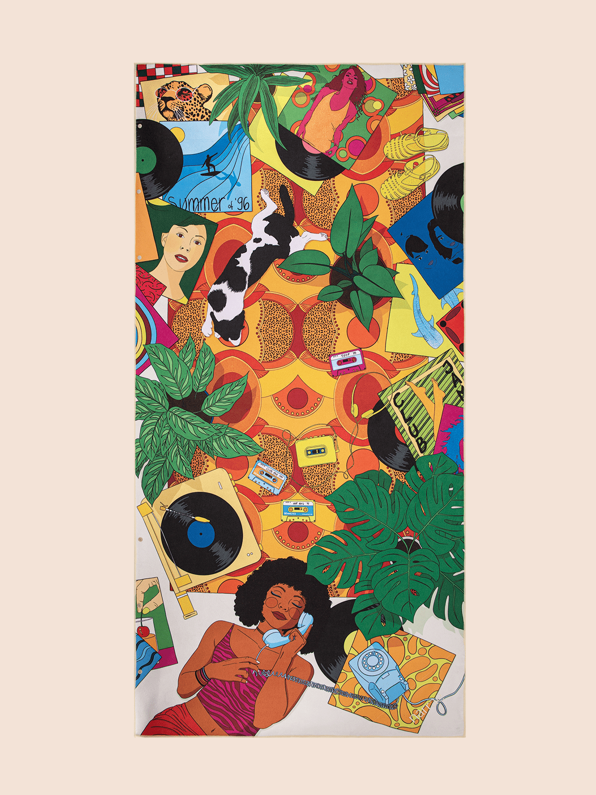 Dubai, UAE, Shopiva Narrae Sweet Reminiscence Beach Towel – premium nostalgic beach towel 180x90