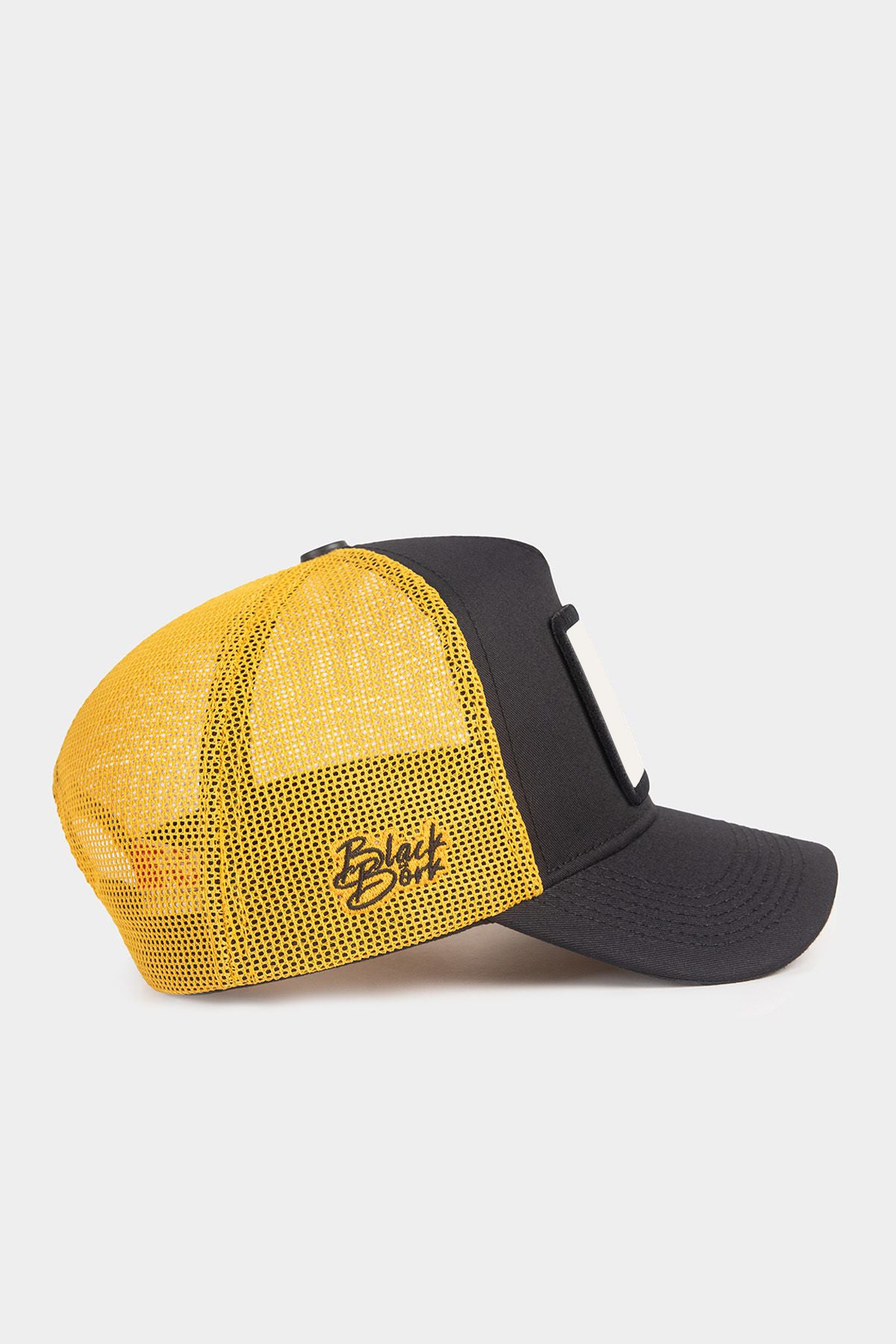 Dubai Safari Desert 4x4 Trucker Cap